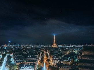Paris, Franța – Orașul Luminilor