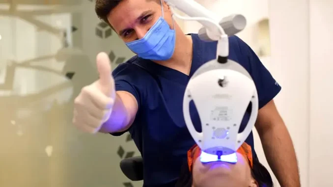 Albirea dentară: Acasă sau profesională? Metode, costuri și recomandări pentru un zâmbet strălucitor Albirea dentară: Acasă sau profesională? Metode, costuri și recomandări pentru un zâmbet strălucitor