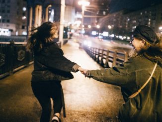 Cele mai populare activități de noapte din marile orașe