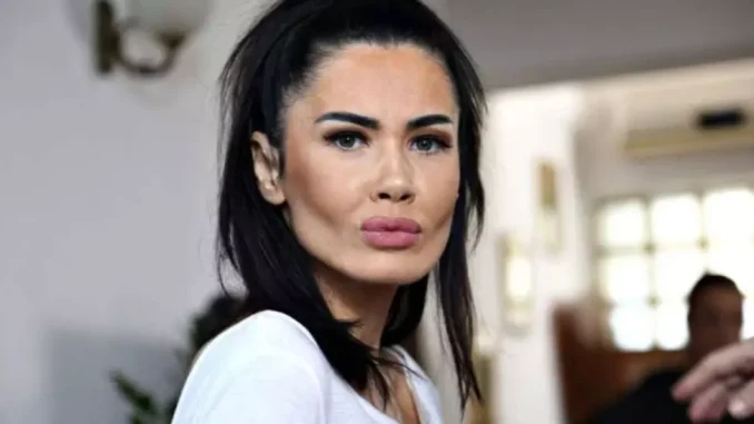Oana Zăvoranu, la câteva luni după apariția în emisiunea Săriți de pe fix: „Soțului meu îi spun acum că-l iubesc foarte mult” Oana Zăvoranu, la câteva luni după apariția în emisiunea Săriți de pe fix: „Soțului meu îi spun acum că-l iubesc foarte mult”