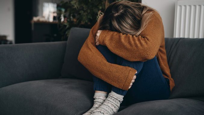 Semne că ai nevoie de psihoterapie pentru depresie și cum să faci primul pas
