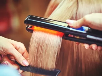 Cum îți poți îndrepta părul fără placă: soluția delicată, fără căldură, care protejează firul de păr