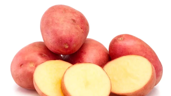 Sucul de cartof roșu — remediu naturist pentru ulcer? Ce trebuie să știi