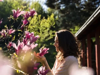 Copacul pe care să-l plantezi în aprilie pentru noroc și prosperitate, potrivit tradițiilor